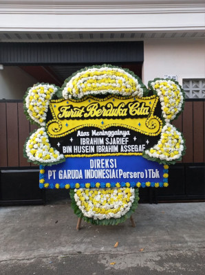 Papan Bunga Duka di Naman Teran